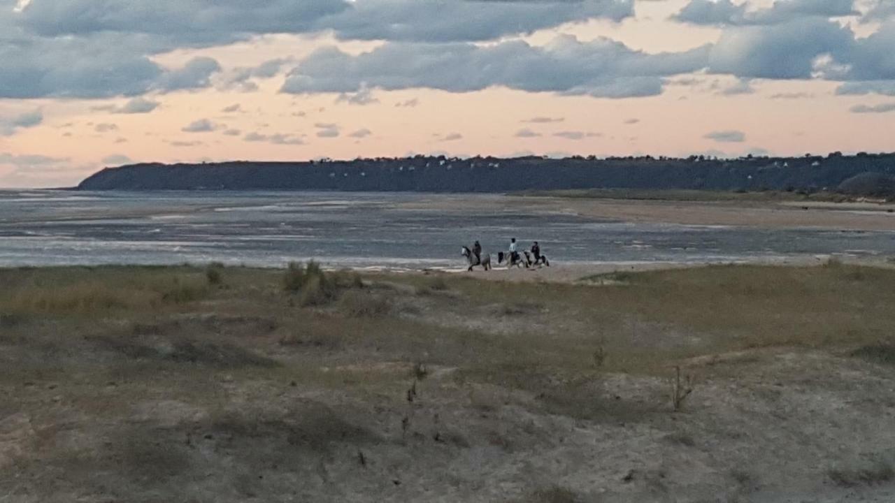 Gite De Jade, Mont Saint Michel Aucey-la-Plaine Dış mekan fotoğraf
